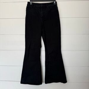 Express Women’s 4S Black Curvy Flare Jeans